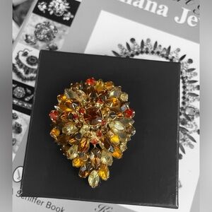 Vintage Juliana-Style Brooch in Fall Colors